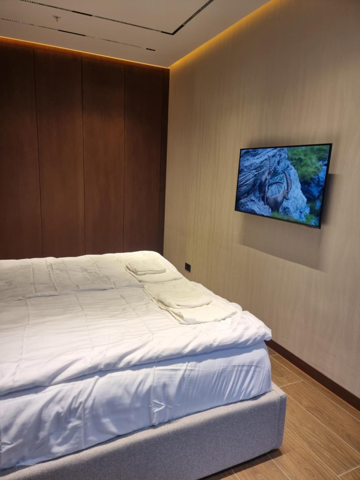 Premium Apartment In Porta Batumi Tower Extérieur photo