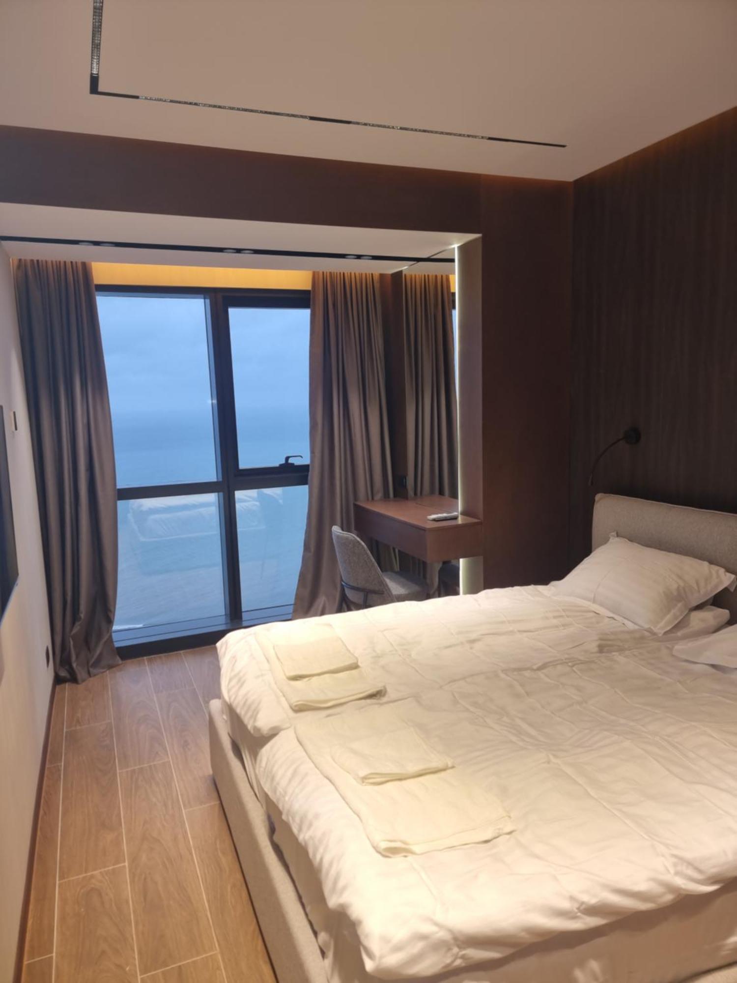 Premium Apartment In Porta Batumi Tower Extérieur photo